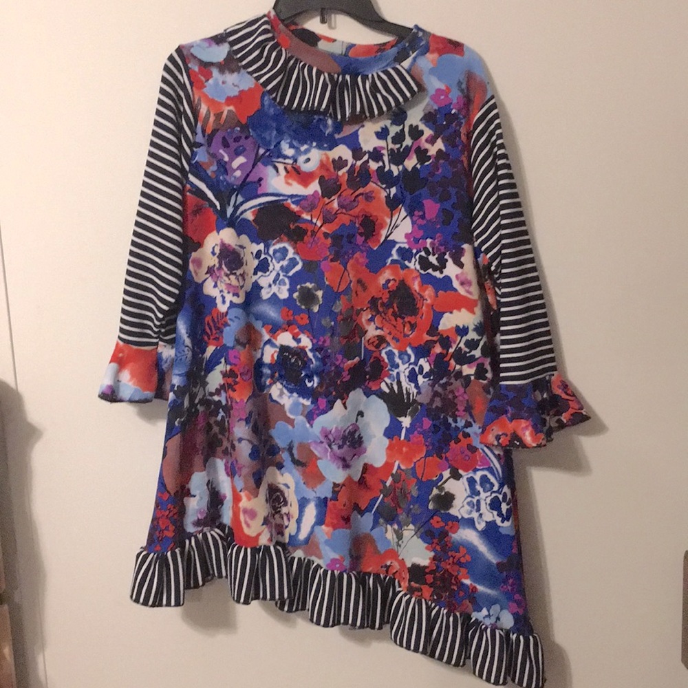 Women’s large side high low